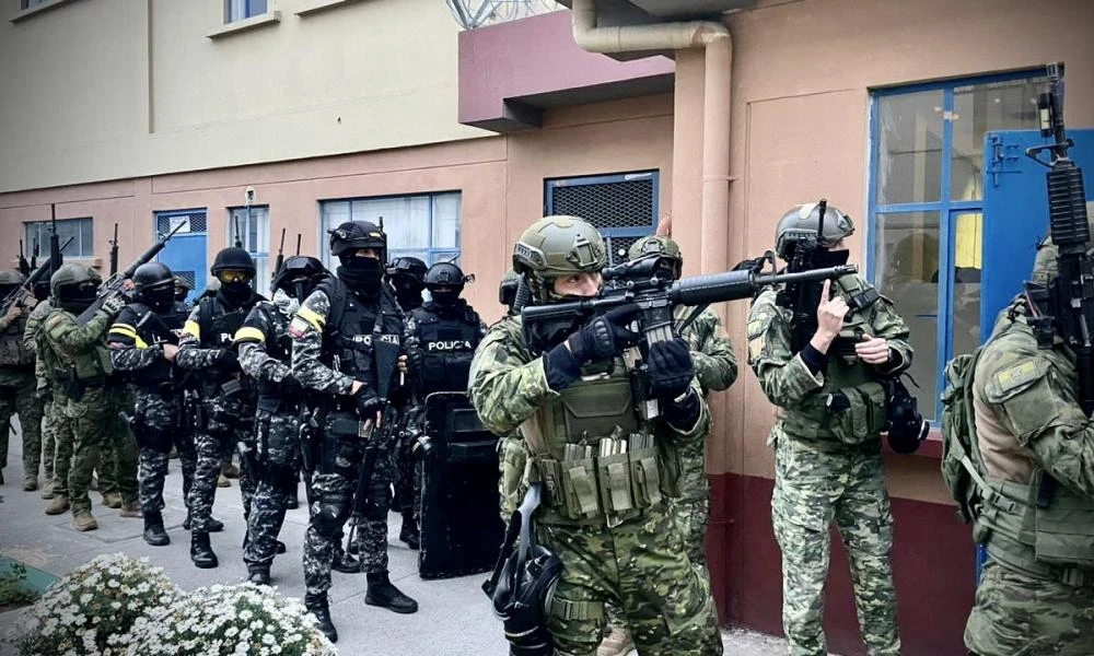 Εξεγέρσεις στις φυλακές του Εκουαδόρ λόγω των αυστηρών αστυνομικών ελέγχων